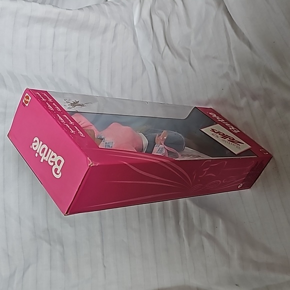 Rare vintage special edition Zellars barbie - Picture 3 of 5